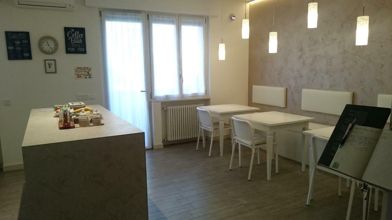 Bed And Breakfast Di Mara E Stefano Verona Exterior photo